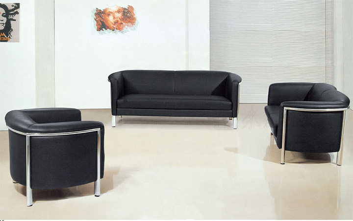 現(xiàn)代真皮沙發(fā)