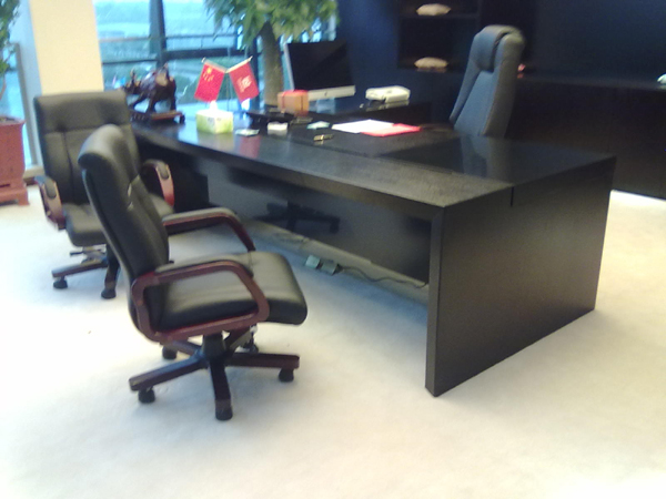 �����f�����F�k���Ҿ߹��̰���չʾ